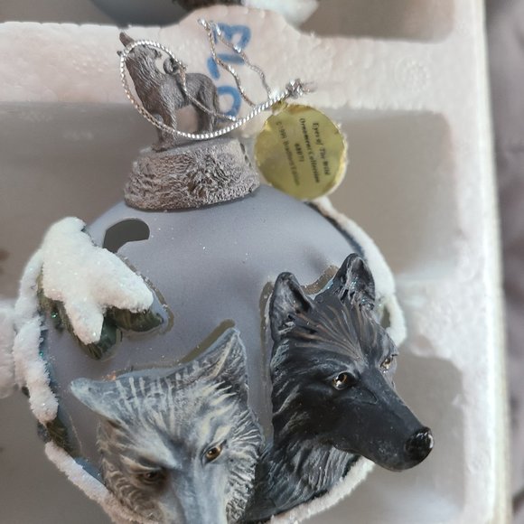 Vintage Bradford Edition Wolf Christmas Ornaments 1999 Eyes of the Wild - Picture 16 of 16